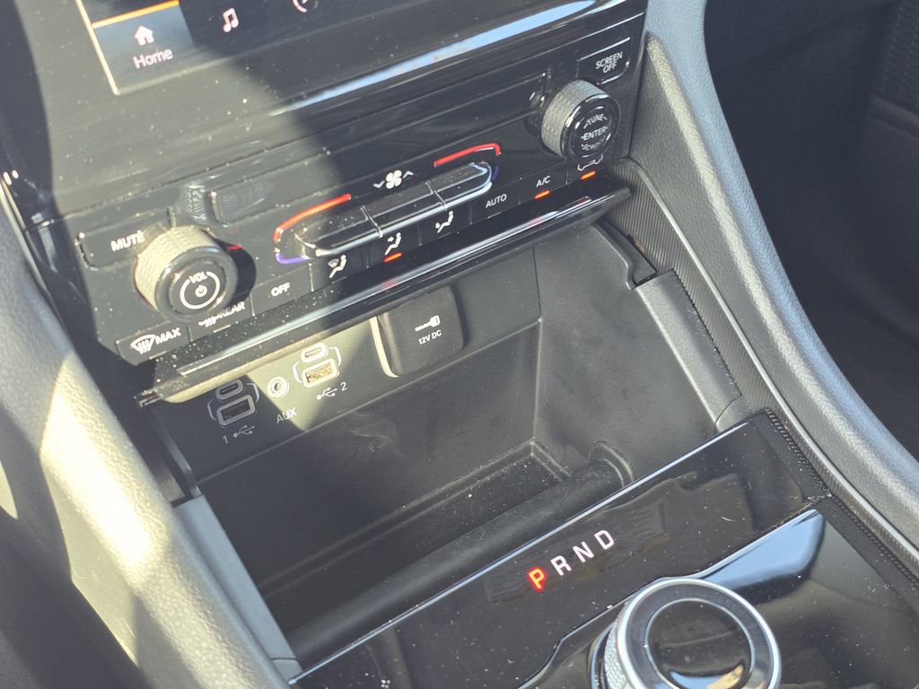 Used 2023 Jeep Grand Cherokee Laredo X image 28