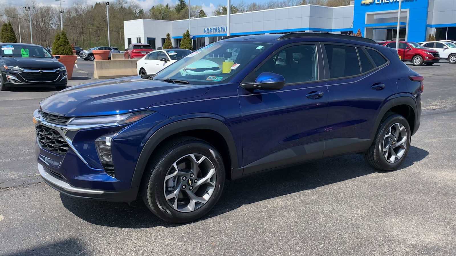 Certified 2024 Chevrolet Trax LT w/ LT Convenience Package image 4