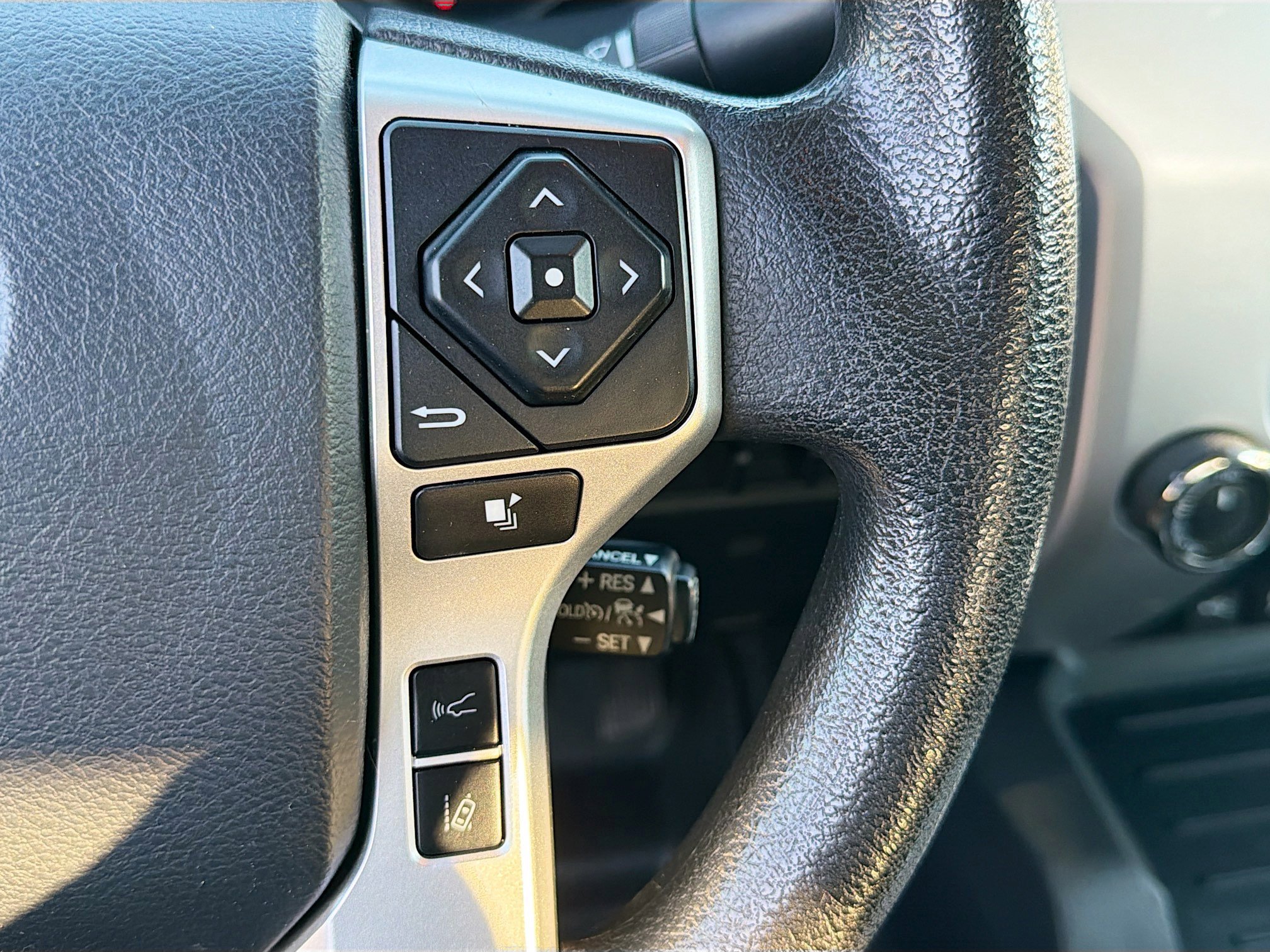 Used 2020 Toyota Tundra SR5 w/ TRD Off-Road Package image 36