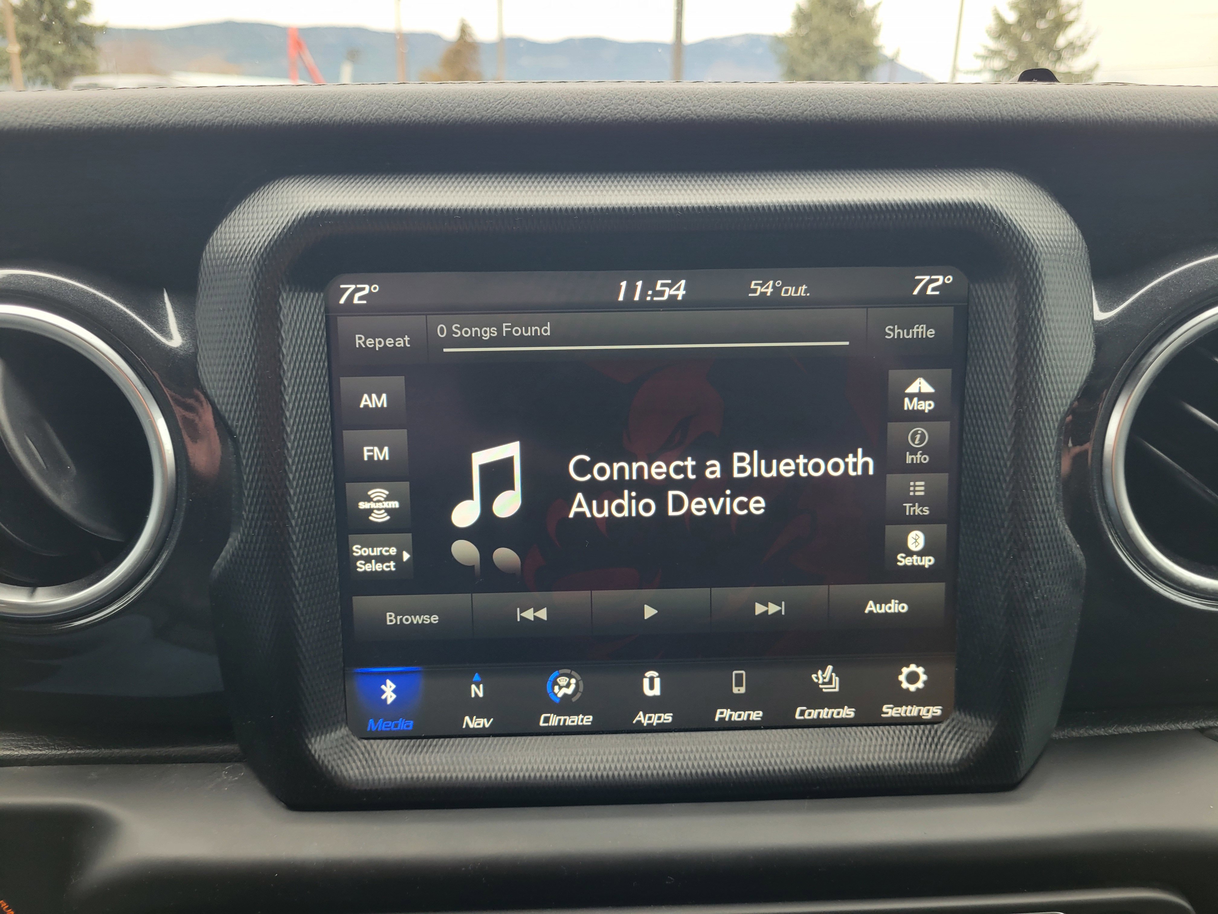 Used 2023 Jeep Wrangler Unlimited Sahara image 9