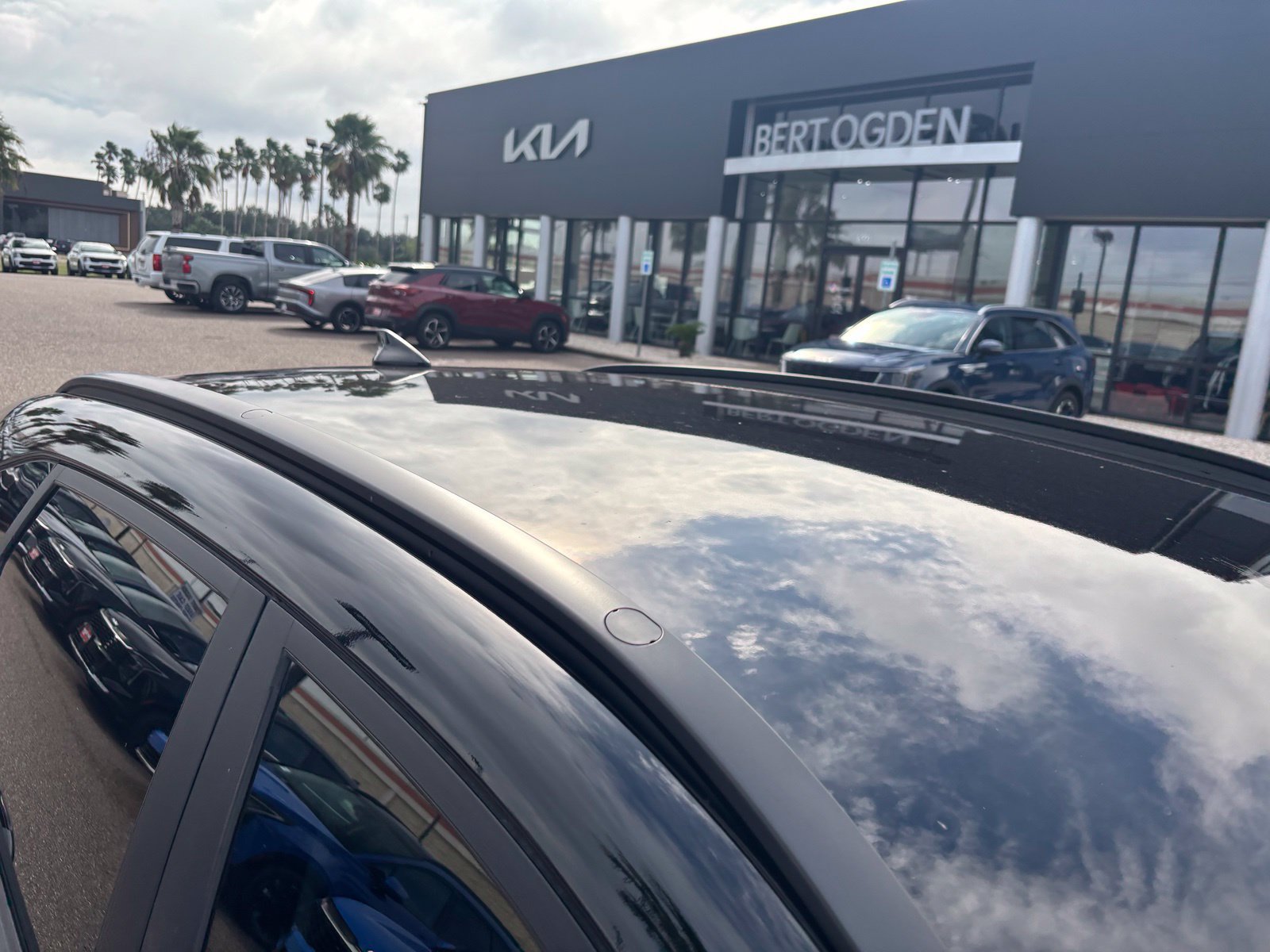 Used 2024 Hyundai Kona SEL FWD image 6