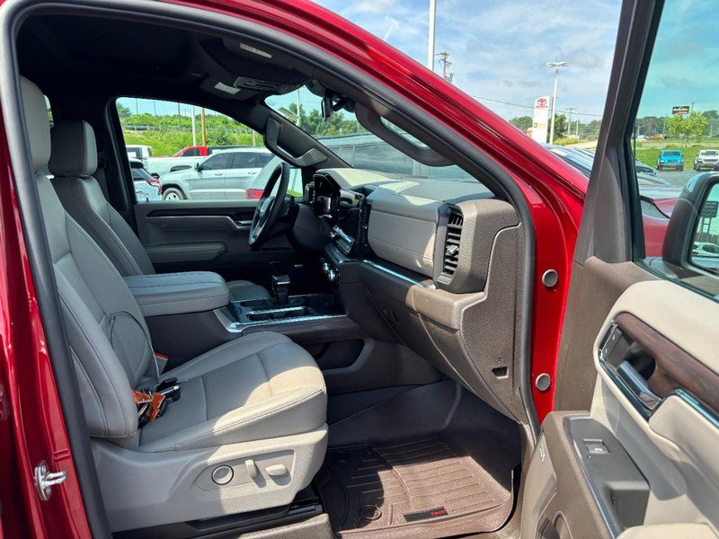 Used 2024 GMC Sierra 1500 SLT w/ SLT Premium Package AWD/4WD image 12