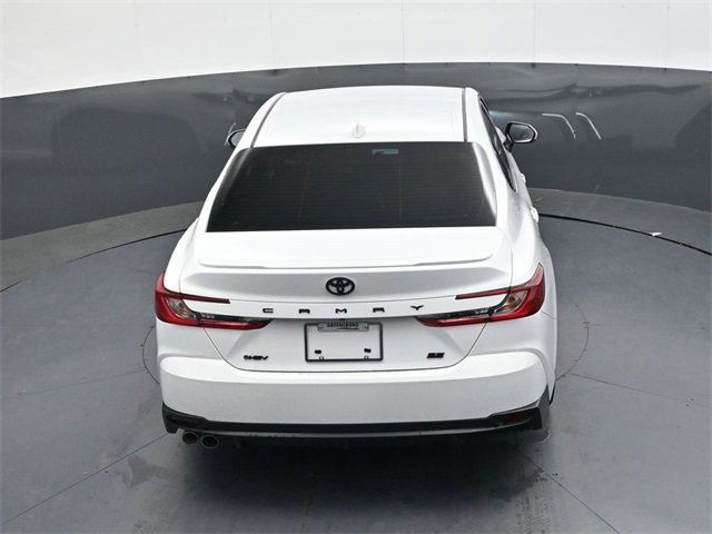 Used 2025 Toyota Camry SE w/ Convenience Package image 25