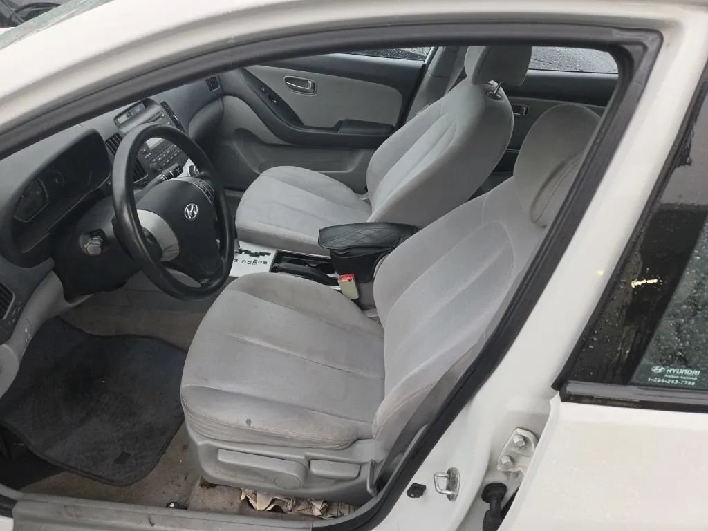 Used 2007 Hyundai Elantra GLS FWD image 8