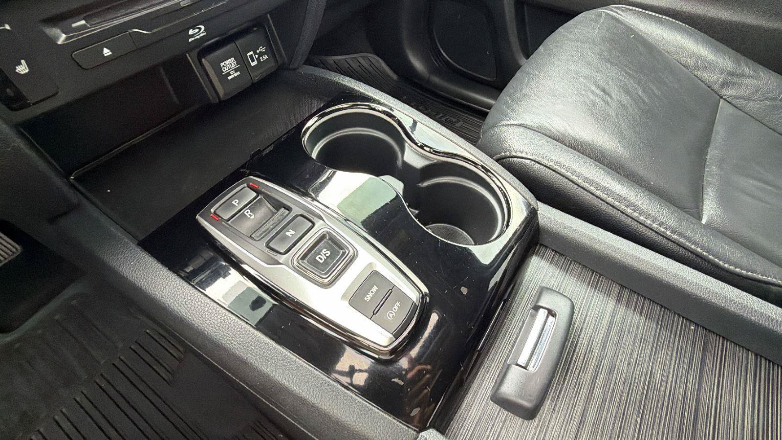 Used 2020 Honda Pilot Touring image 29