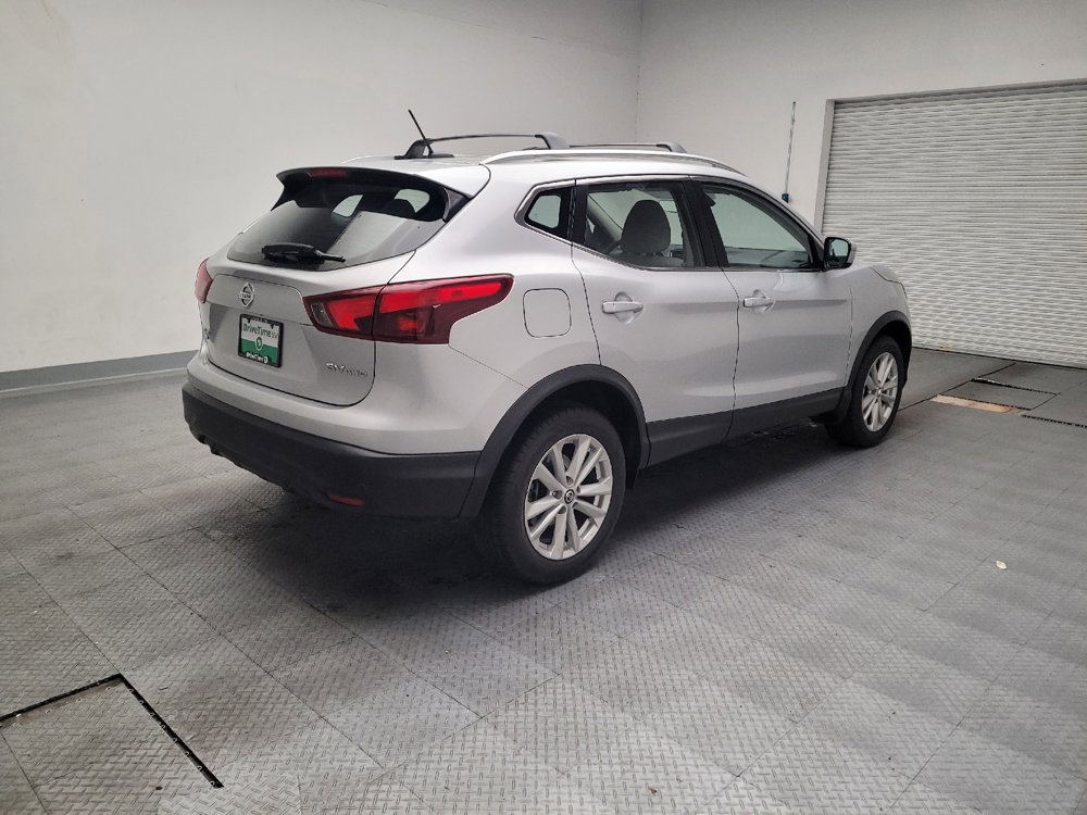 Used 2019 Nissan Rogue Sport SV image 9