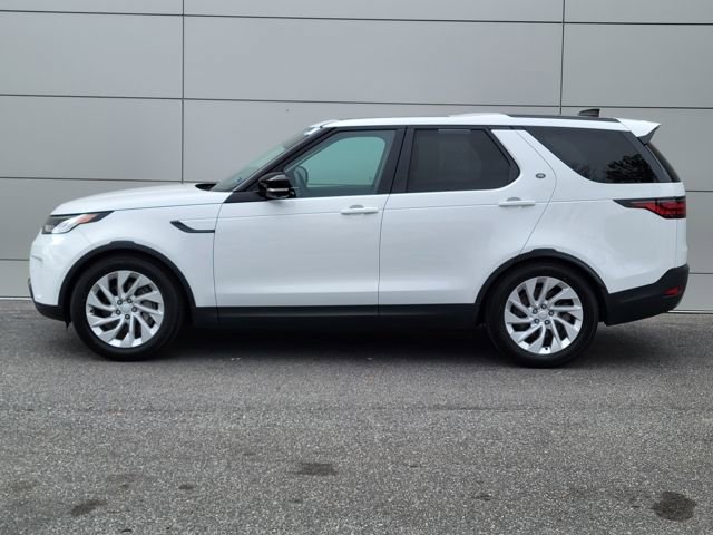 Used 2024 Land Rover Discovery S image 2