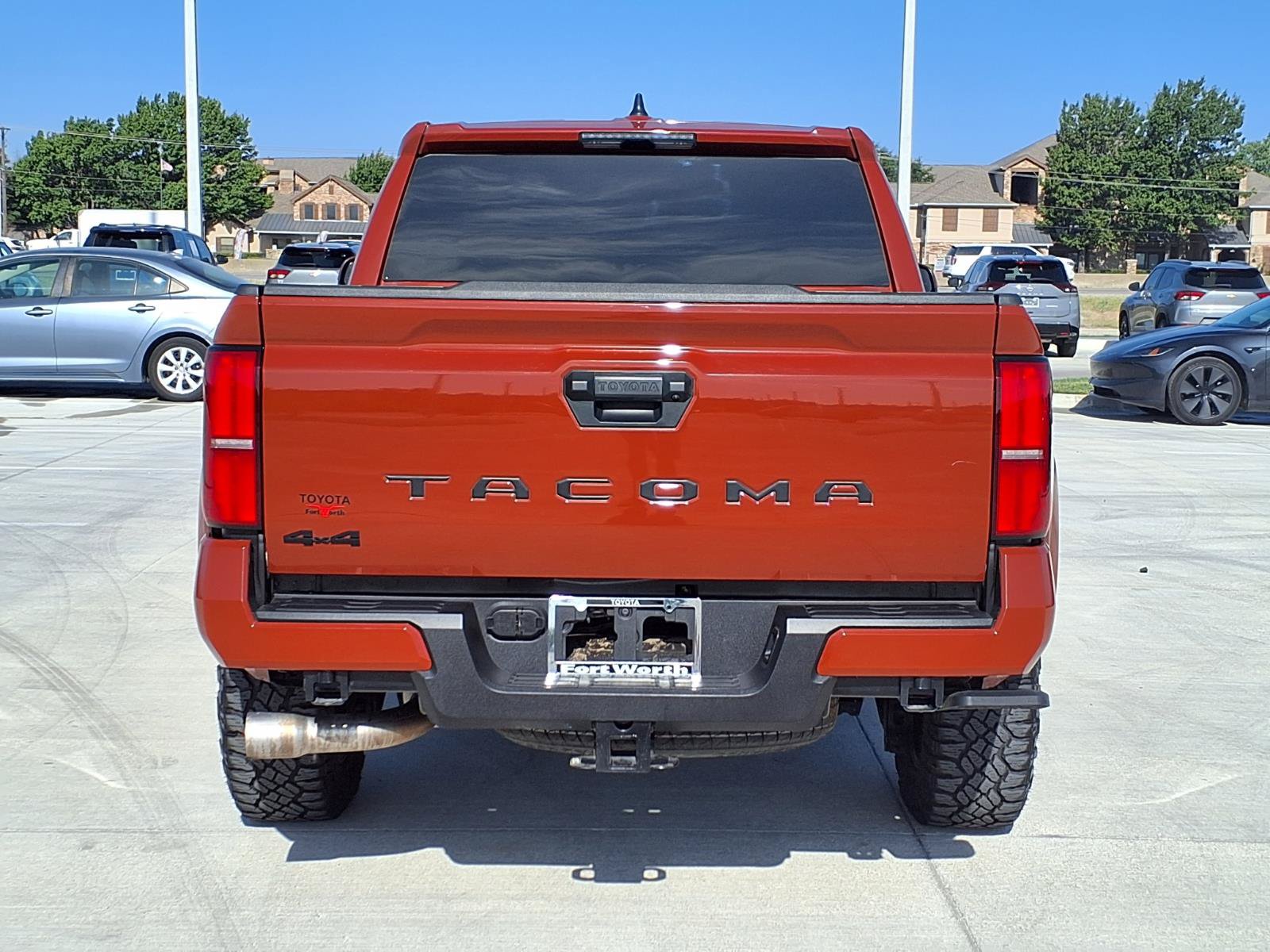 Used 2025 Toyota Tacoma TRD Sport AWD/4WD image 8