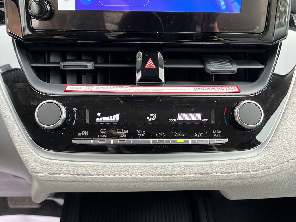 Used 2026 Toyota Corolla Cross L image 17