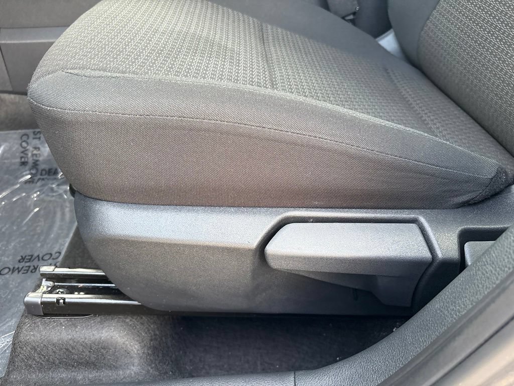 Used 2025 Nissan Kicks S FWD image 34