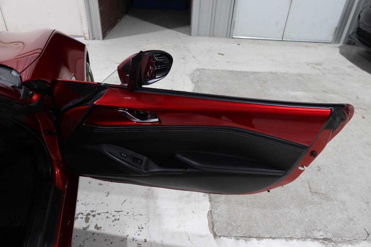 Used 2022 MAZDA MX-5 Miata RF Grand Touring RWD image 14