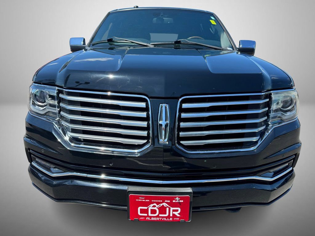 Used 2017 Lincoln Navigator L Reserve image 12