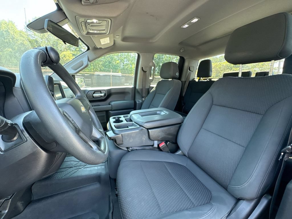 Used 2020 Chevrolet Silverado 1500 Custom w/ Custom Value Package RWD image 13