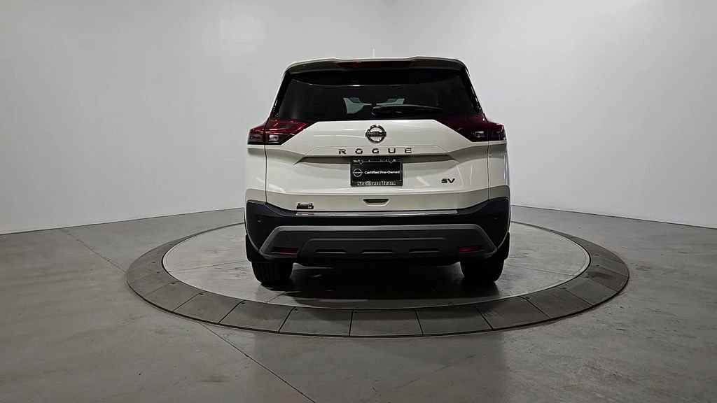 Certified 2021 Nissan Rogue SV image 4