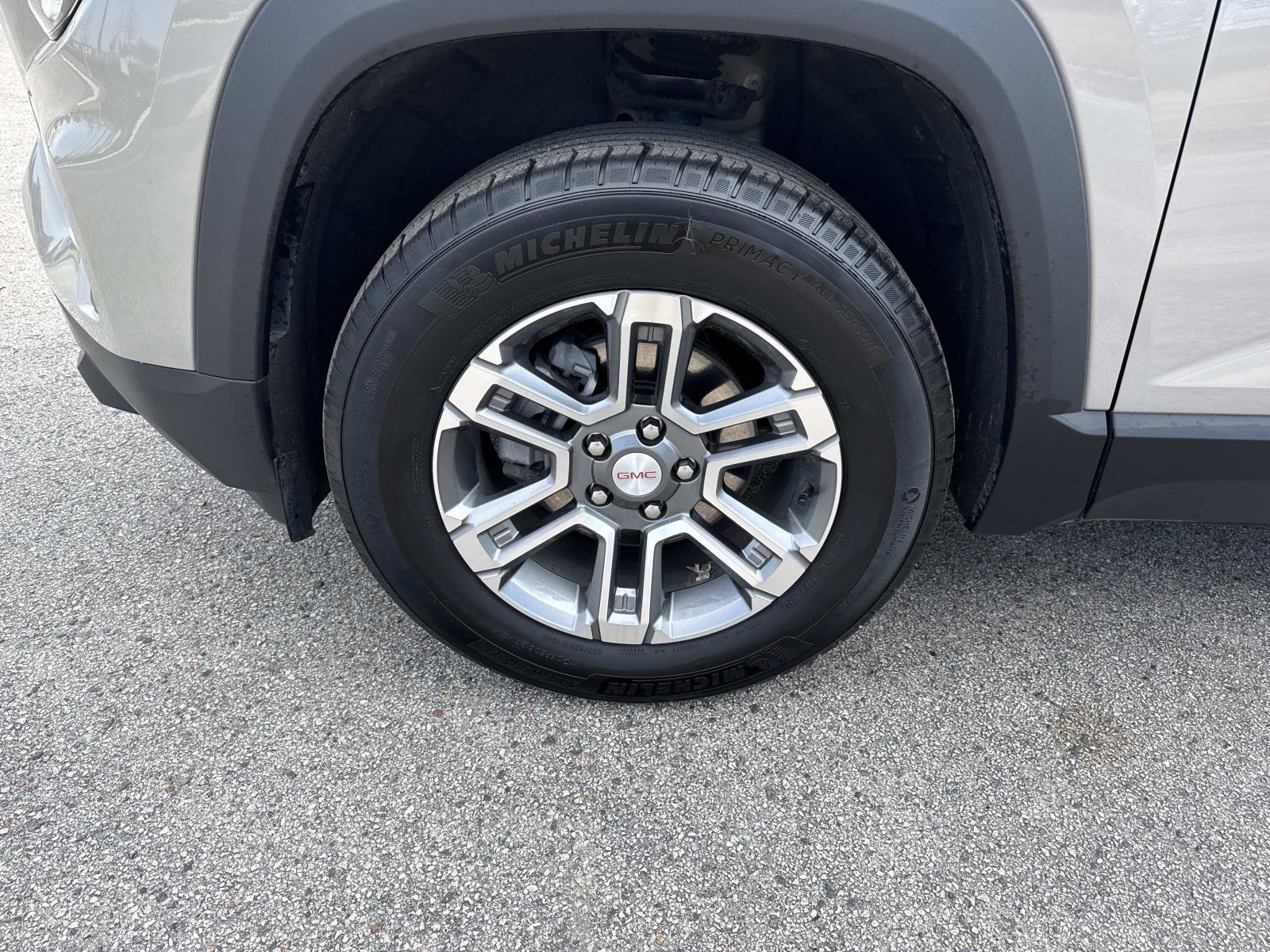 Used 2025 GMC Terrain Elevation image 9