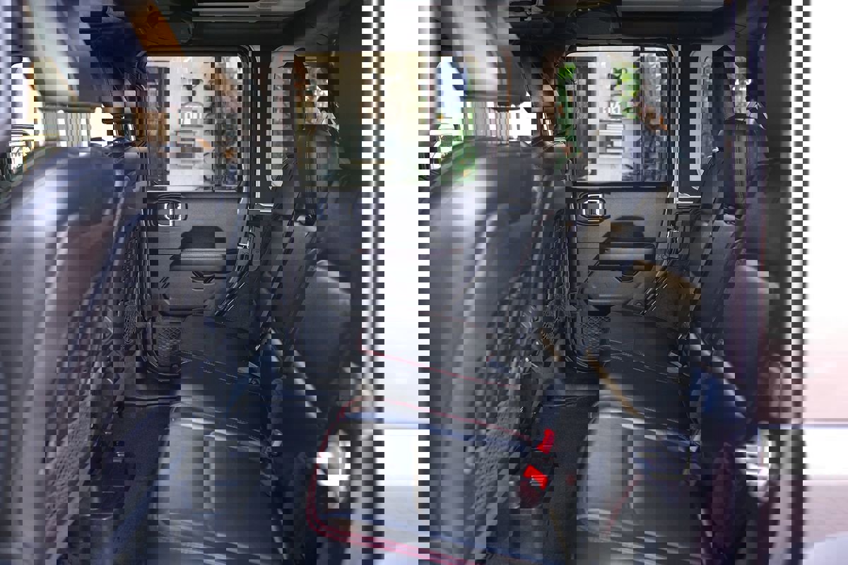 Used 2020 Jeep Wrangler Unlimited Rubicon image 39