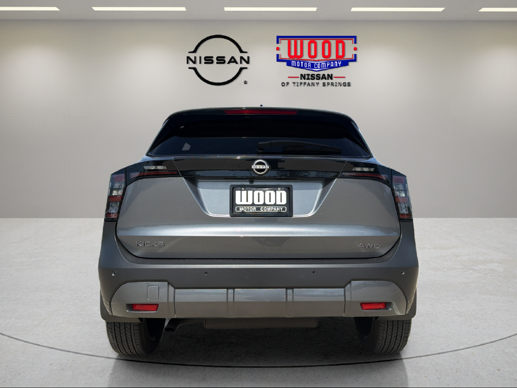 New 2027 Nissan Kicks SR w/ SR Premium Package AWD/4WD image 3