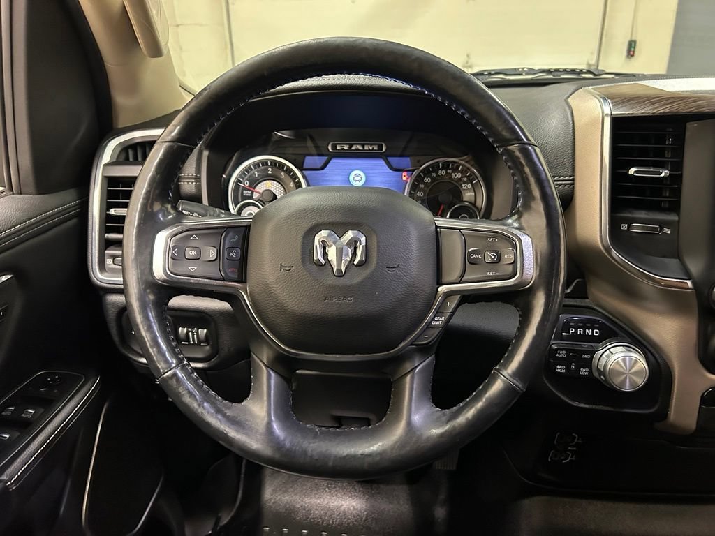 Used 2019 RAM 1500 Laramie AWD/4WD image 17