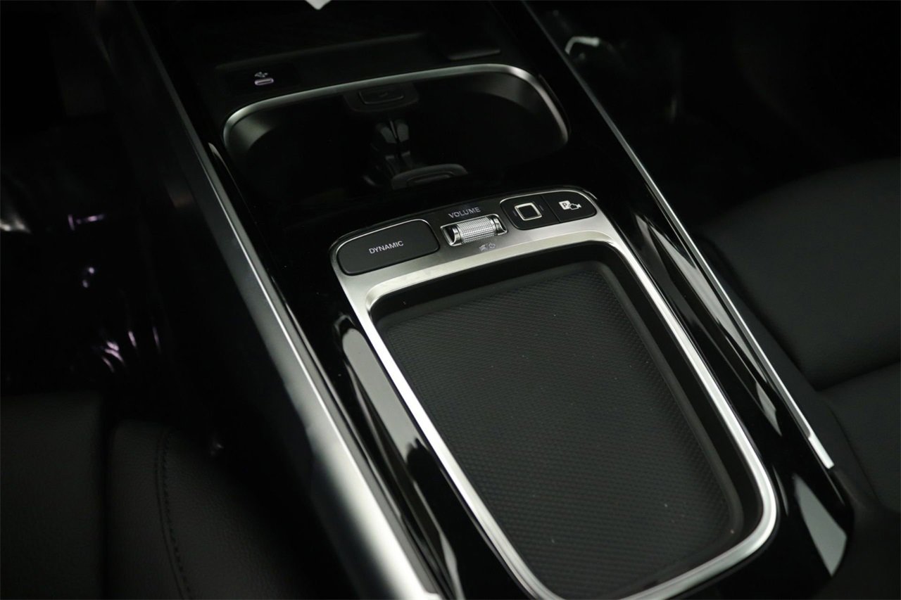 New 2026 Mercedes-Benz GLB 250 image 7