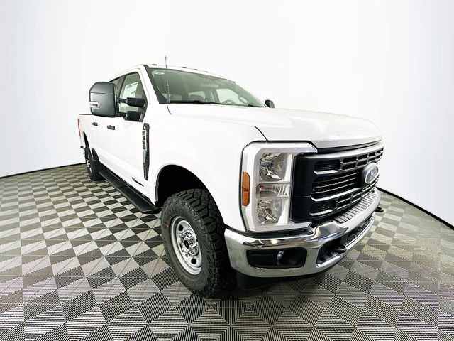 New 2025 Ford F350 XL w/ XL Off-Road Package image 2