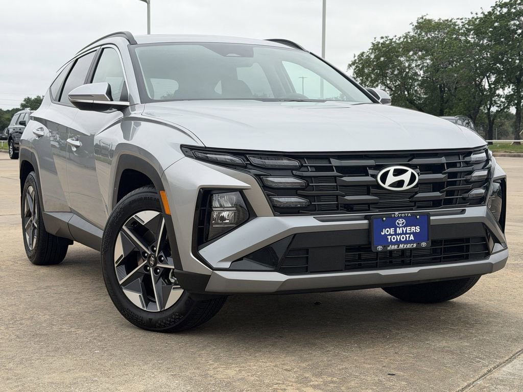 Used 2026 Hyundai Tucson SEL FWD image 2
