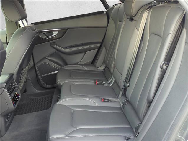 Used 2023 Audi Q8 Premium Plus AWD/4WD image 22