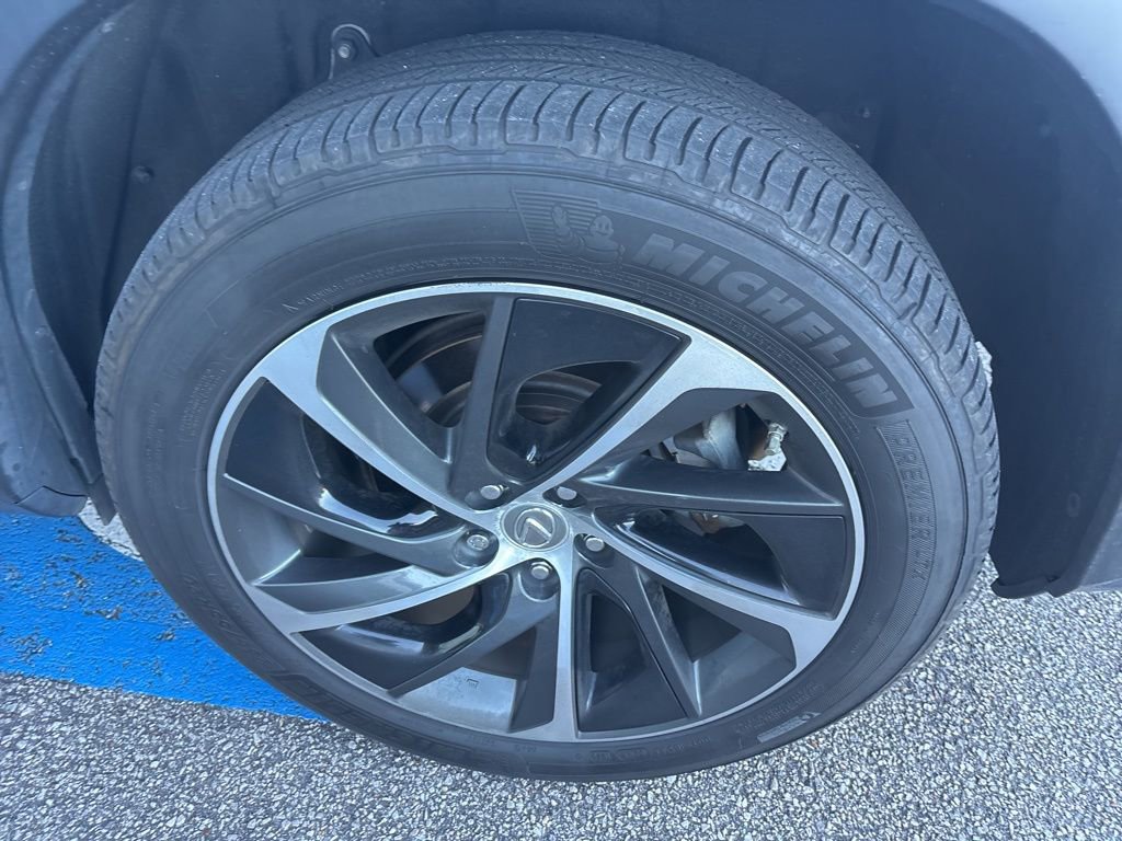 Used 2017 Lexus RX 450h AWD image 8