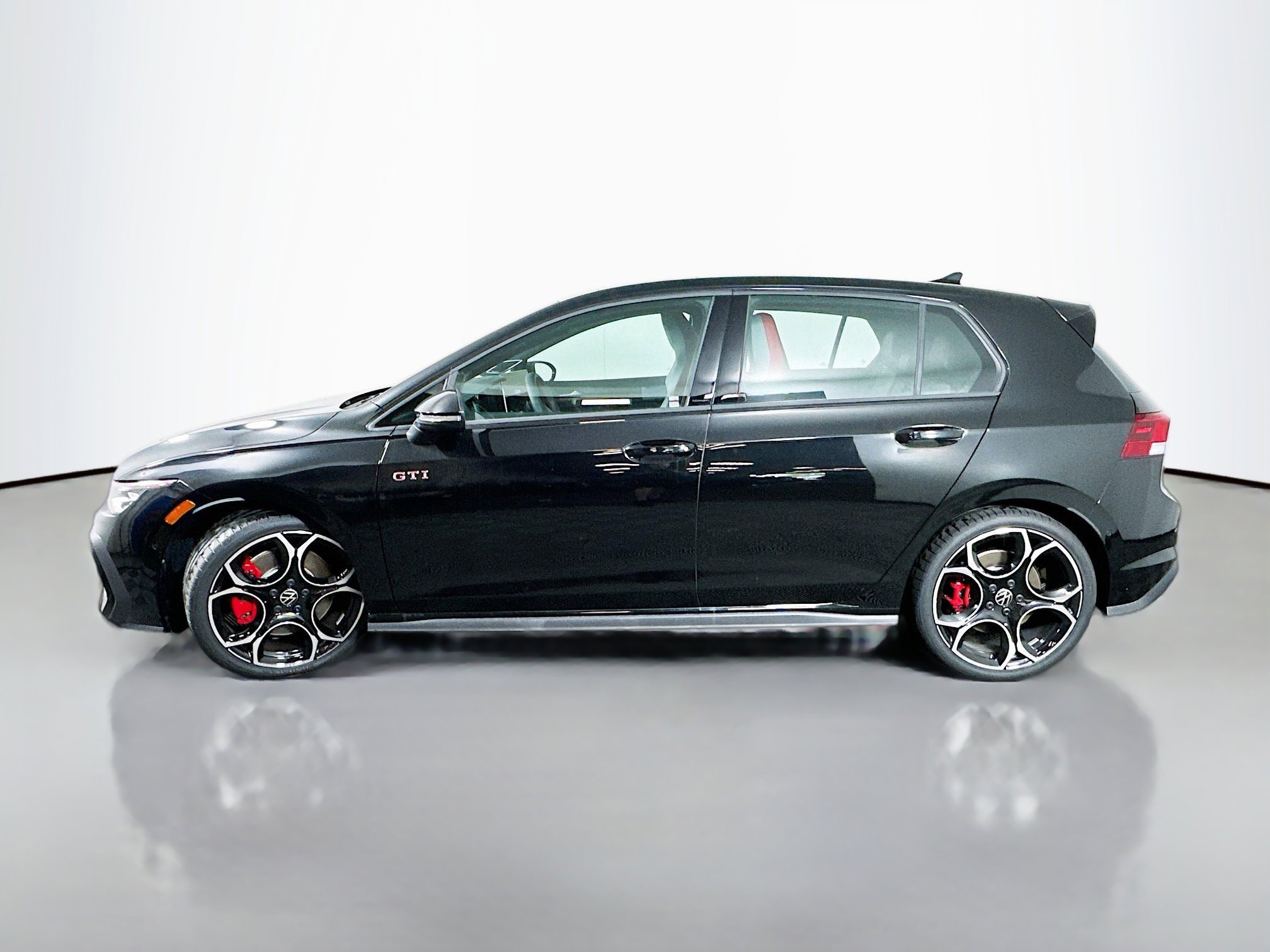 New 2025 Volkswagen GTI Autobahn image 4