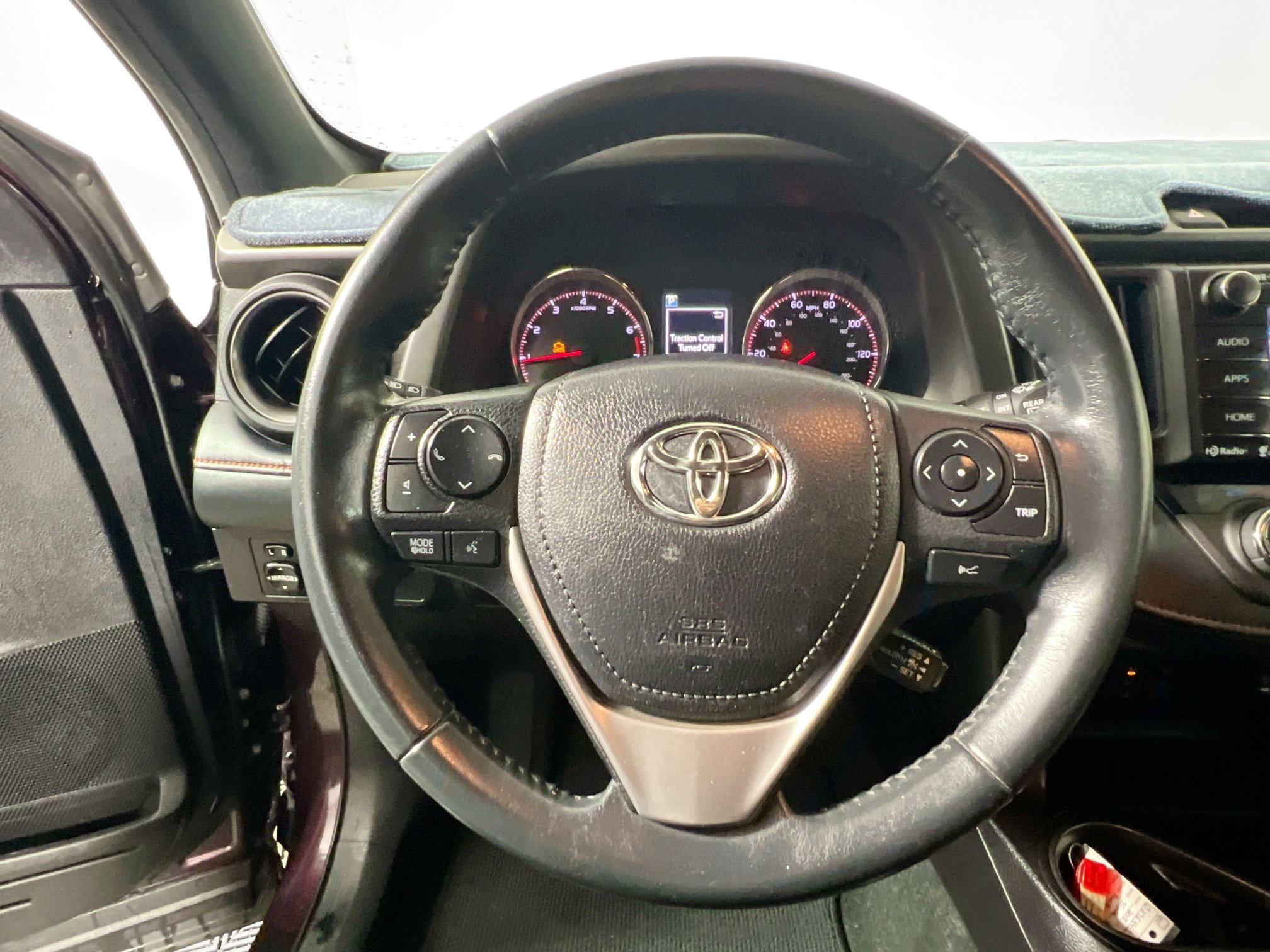 Used 2018 Toyota RAV4 SE w/ Power Extra Value Package FWD image 17