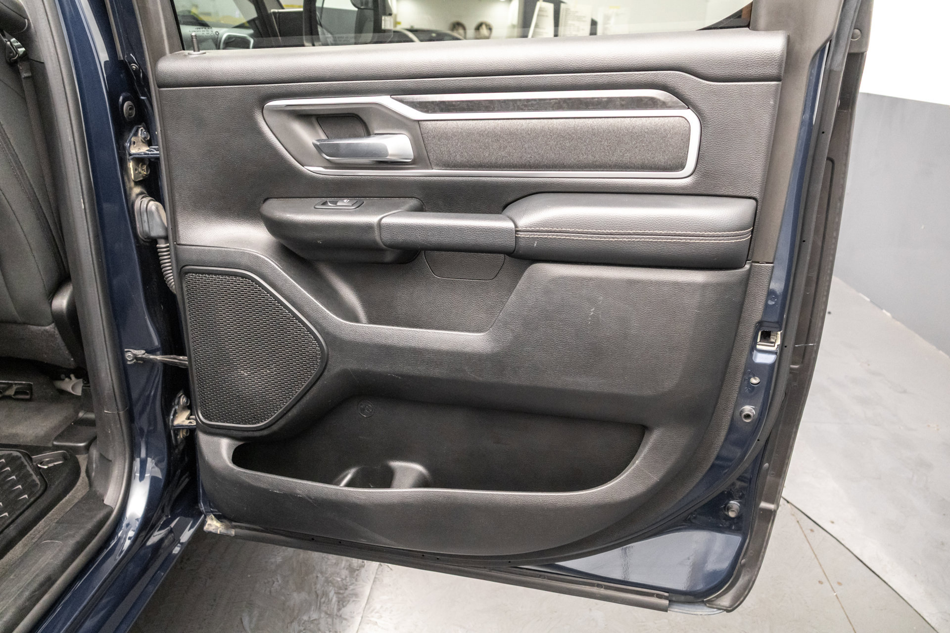 Used 2020 RAM 1500 Big Horn AWD/4WD image 37