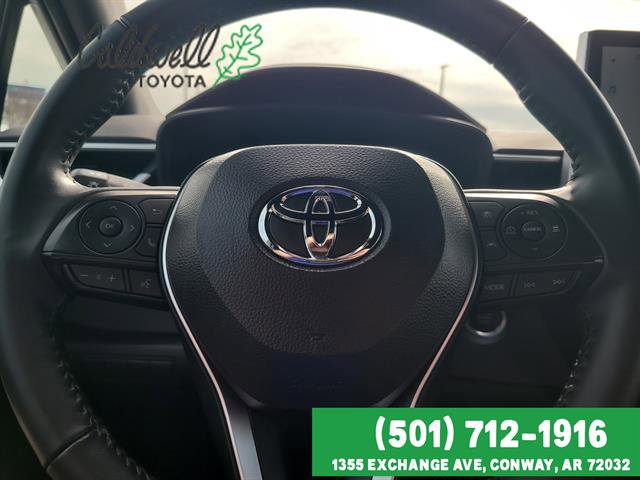 Used 2025 Toyota Corolla SE w/ SE Premium Package image 12