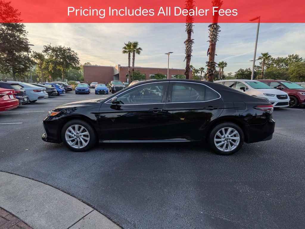 Used 2023 Toyota Camry LE w/ Convenience Package FWD image 8