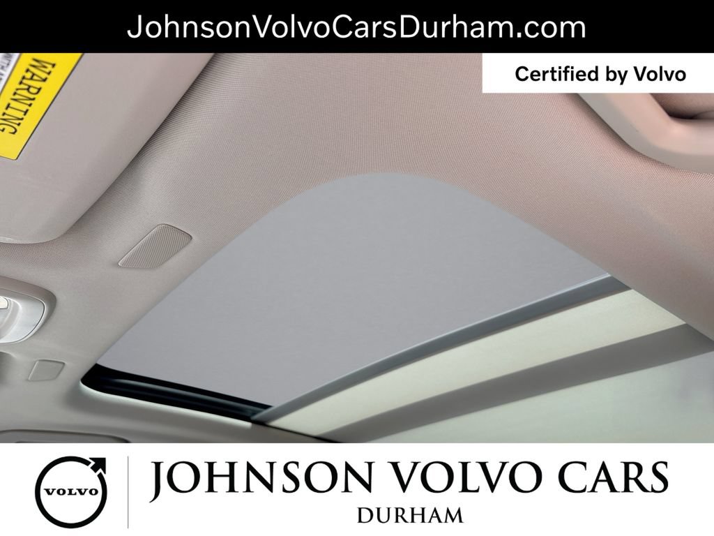 Certified 2025 Volvo XC60 B5 Core AWD/4WD image 17