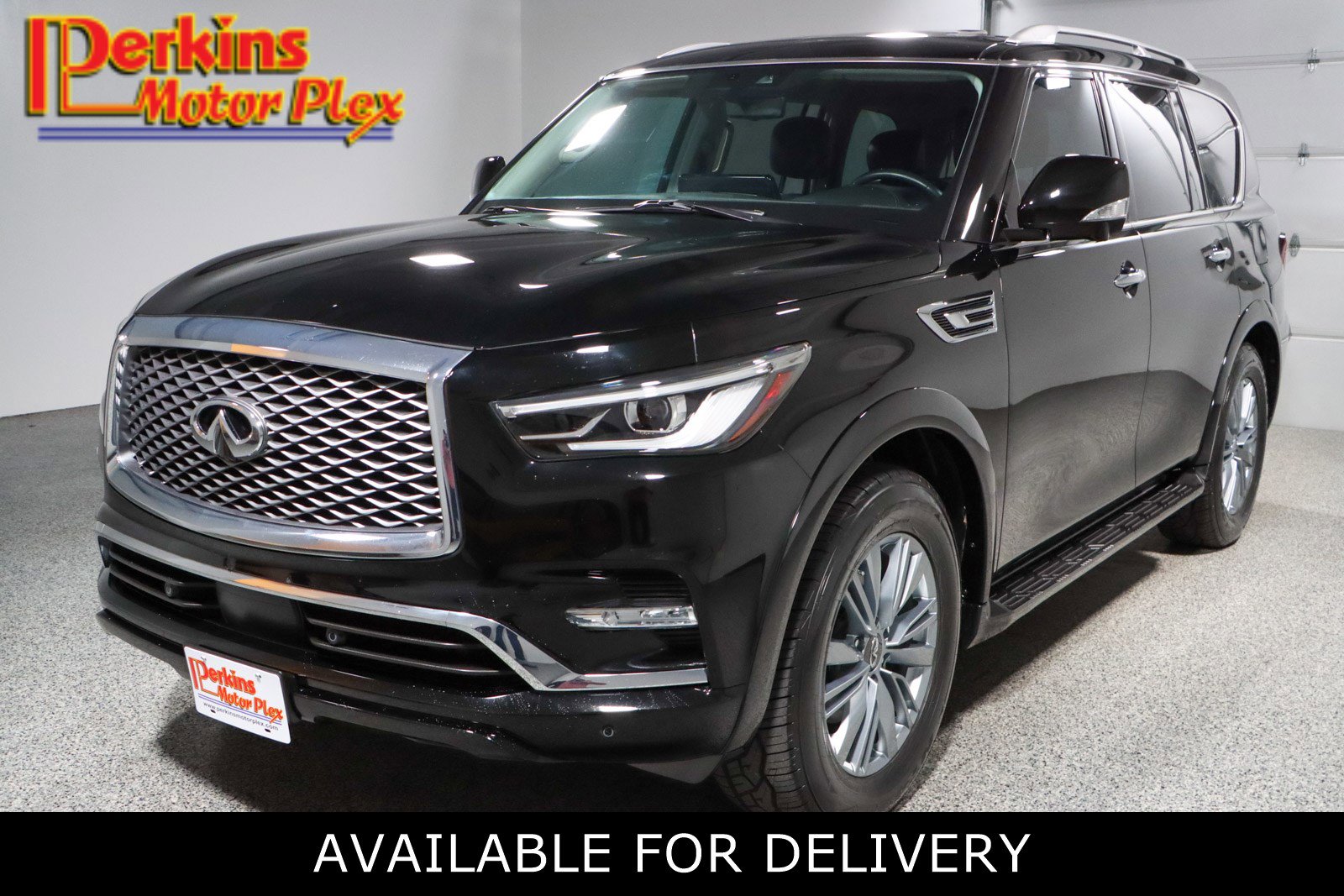 Used 2022 INFINITI QX80 Luxe w/ Cargo Package image 1
