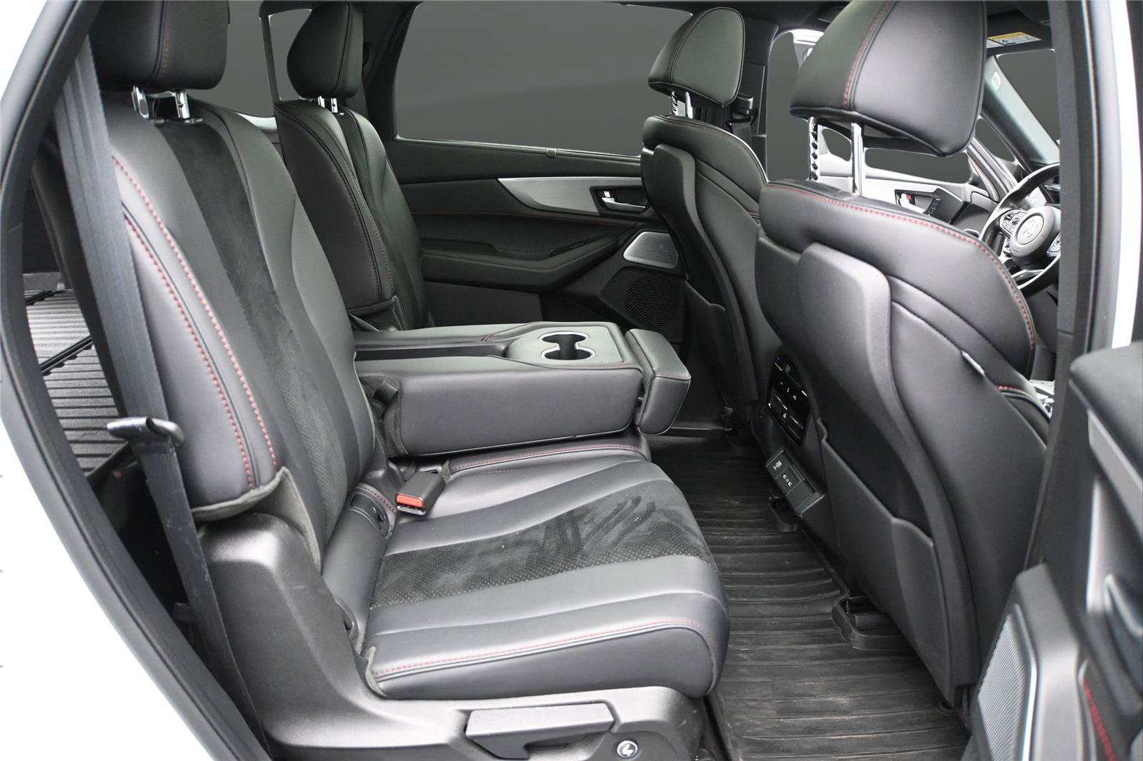 Certified 2025 Acura MDX A-Spec AWD/4WD image 16