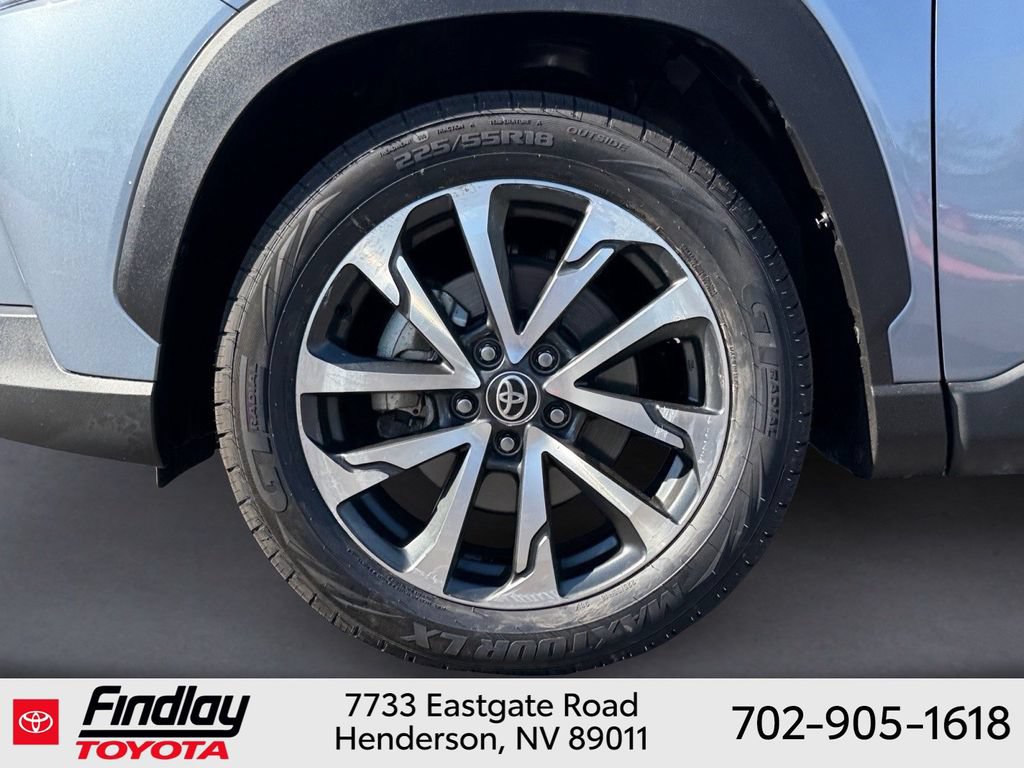 Certified 2025 Toyota Corolla Cross XLE FWD image 12