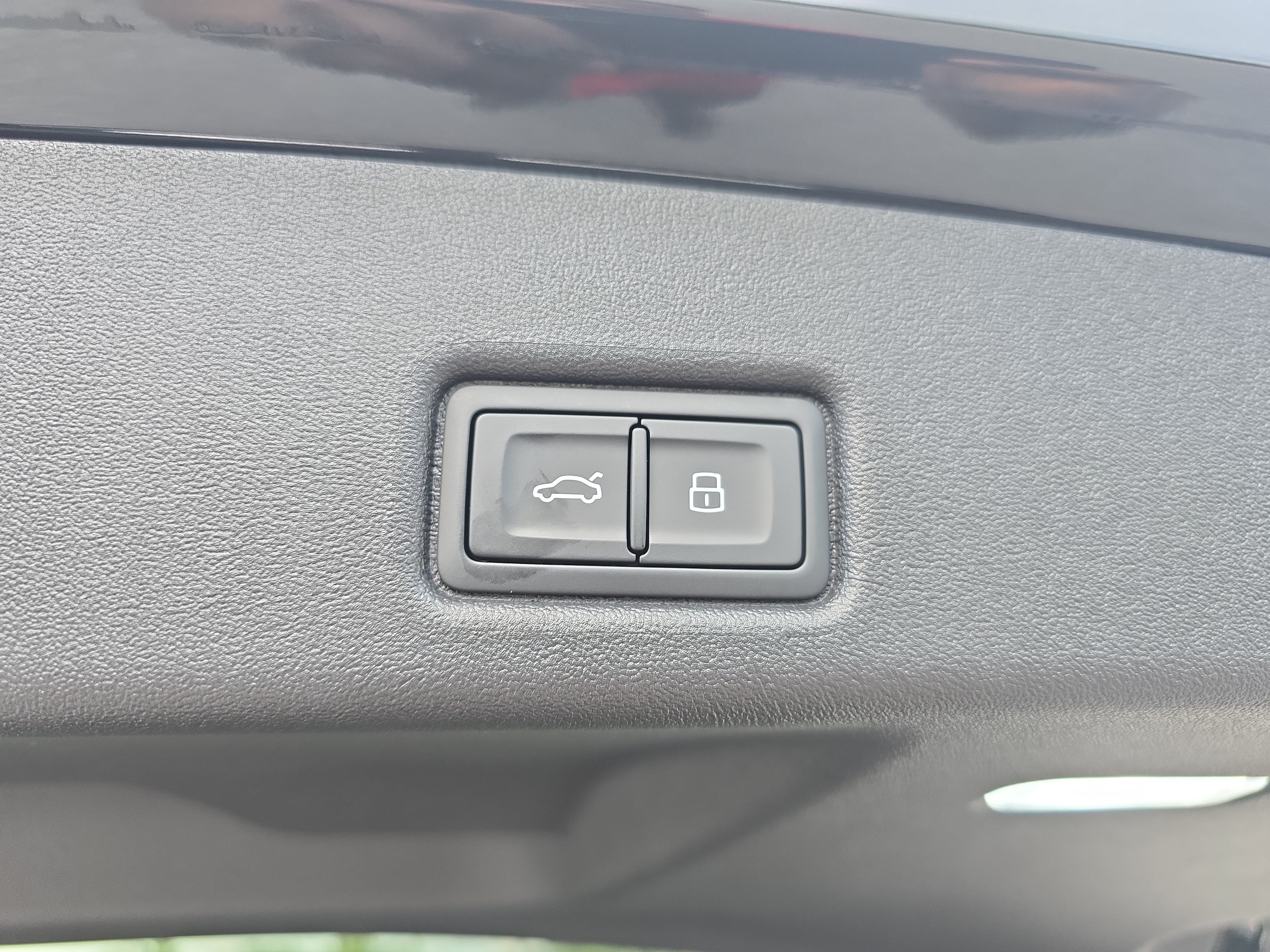 New 2026 Audi SQ5 Premium Plus AWD/4WD image 13