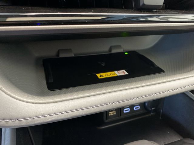 Used 2023 Toyota Highlander XLE image 23