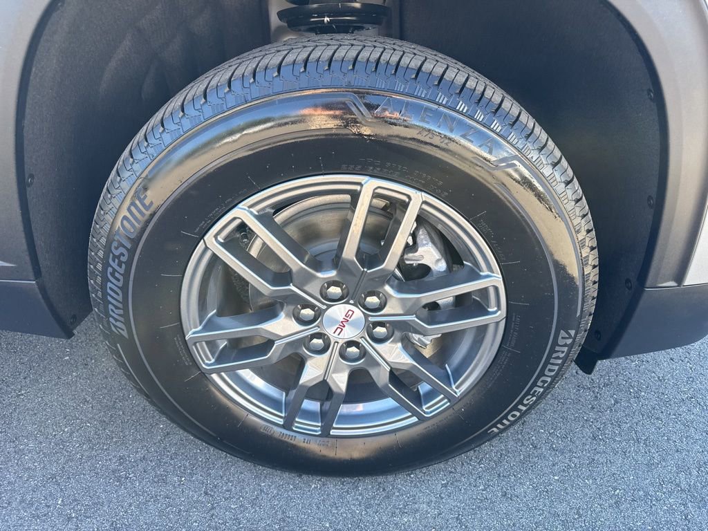 Used 2025 GMC Acadia Elevation image 34