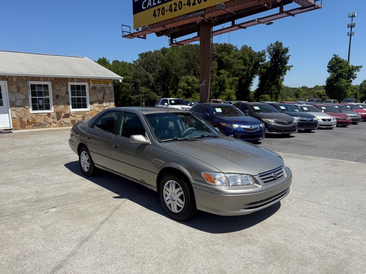 Used 2001 Toyota Camry LE FWD image 9
