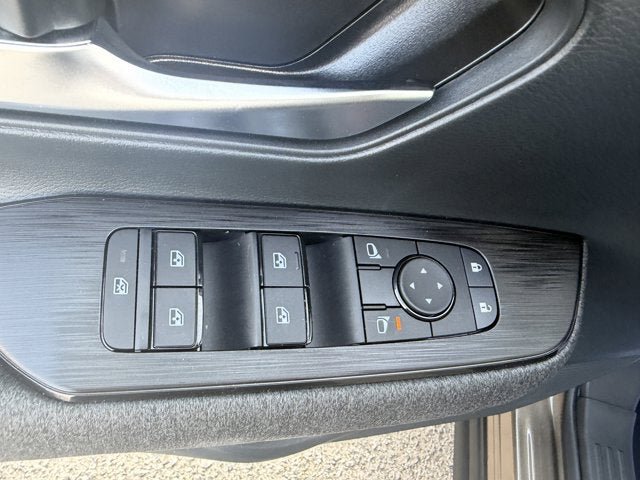 Used 2025 Nissan Kicks SV AWD/4WD image 14