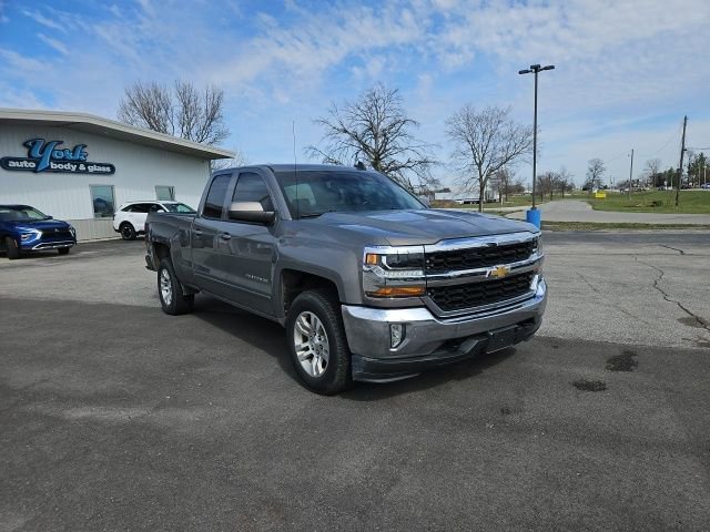 Used 2017 Chevrolet Silverado 1500 LT w/ All Star Edition image 4