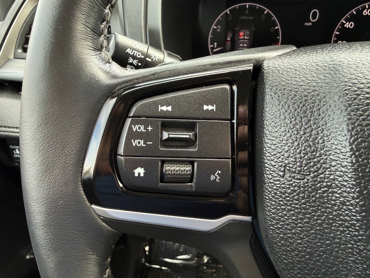Used 2026 Honda Odyssey Elite image 39