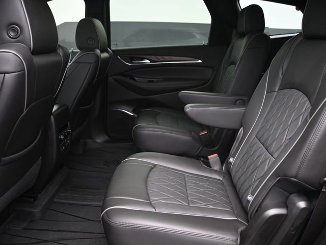 Used 2024 Buick Enclave Avenir w/ Avenir Technology Package image 11