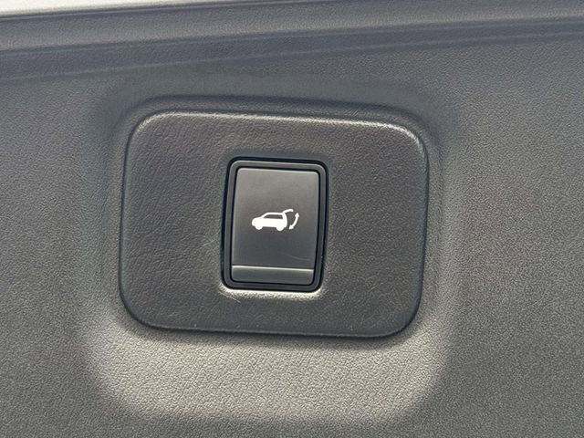 Used 2019 Nissan Pathfinder SL image 9