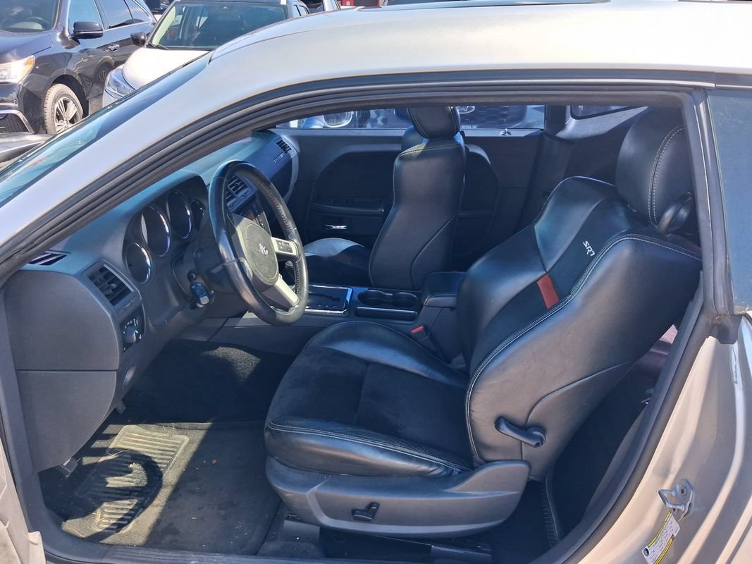 Used 2008 Dodge Challenger SRT8 RWD image 9