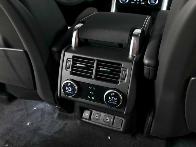 New 2026 Land Rover Discovery Dynamic SE AWD/4WD image 23