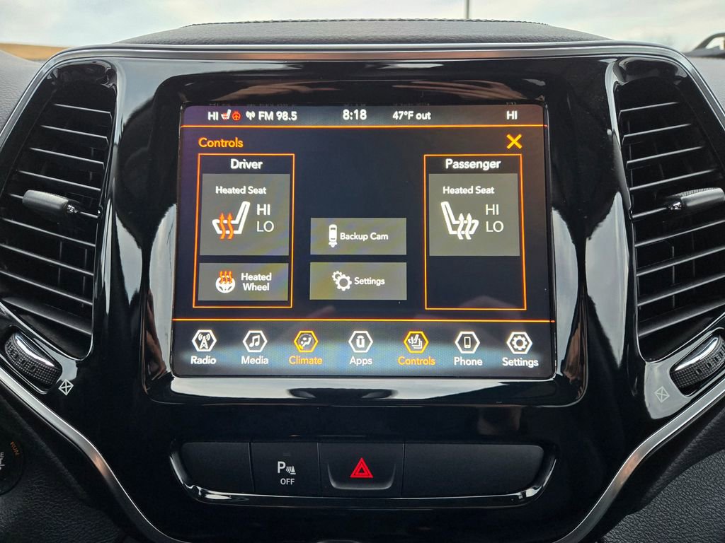 Used 2020 Jeep Cherokee Limited image 22