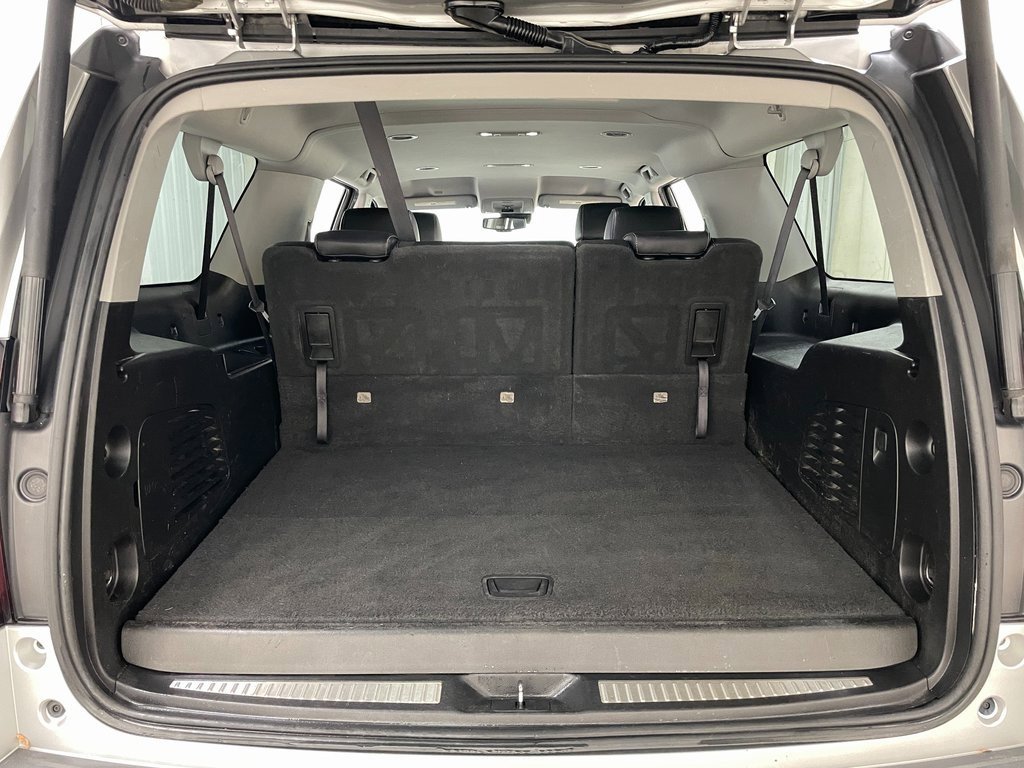 Used 2019 Chevrolet Suburban LT image 45