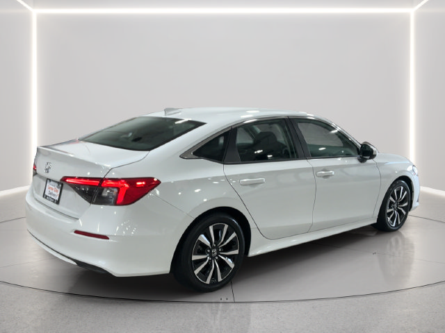 Used 2023 Honda Civic EX image 6